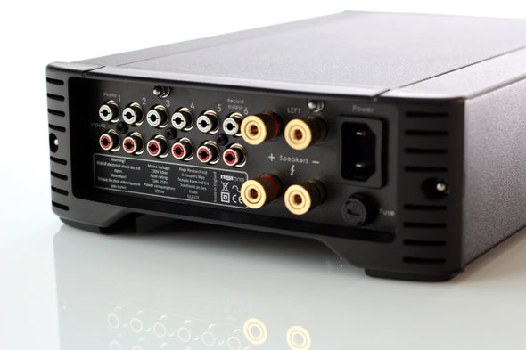 REGA Brio Integrated Amplifier - Grahams Hi-Fi